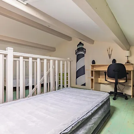 Maison Agreable Avec Jardinet