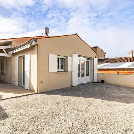 Сasa de vacaciones Maison Agreable Avec Jardinet