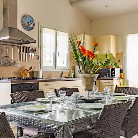 Maison Agreable Avec Jardinet Сasa de vacaciones