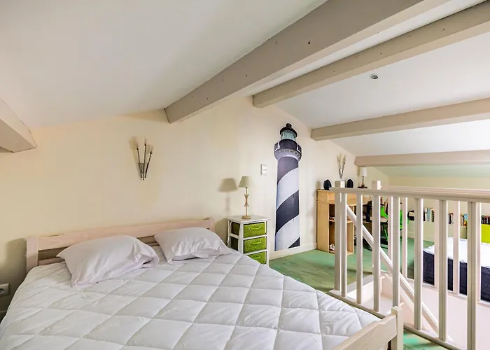 Maison Agreable Avec Jardinet *