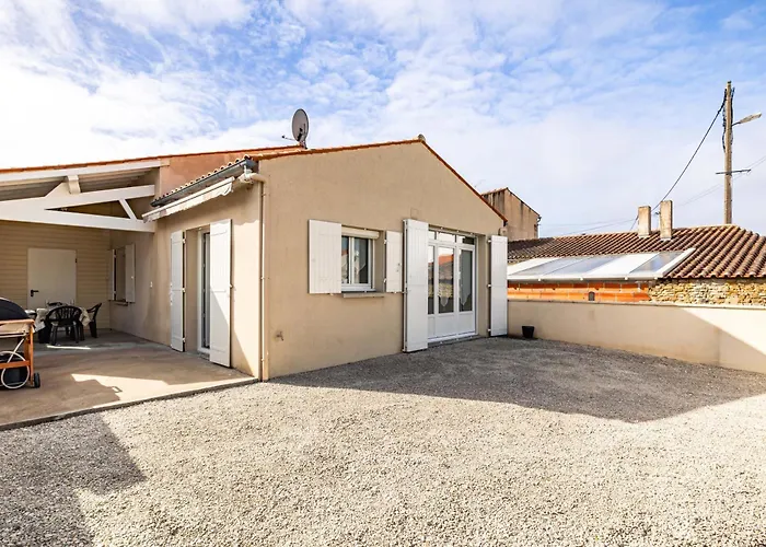 بيت للعطل Maison Agreable Avec Jardinet