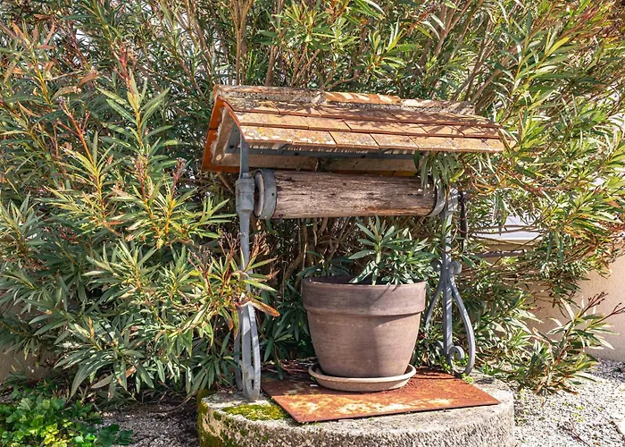 Maison Agreable Avec Jardinet بيت للعطل *